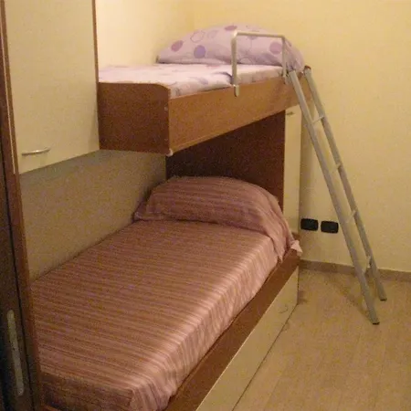 Zaleuco Apartment
